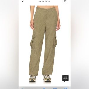 Willow Cargo Pant
superdown size small